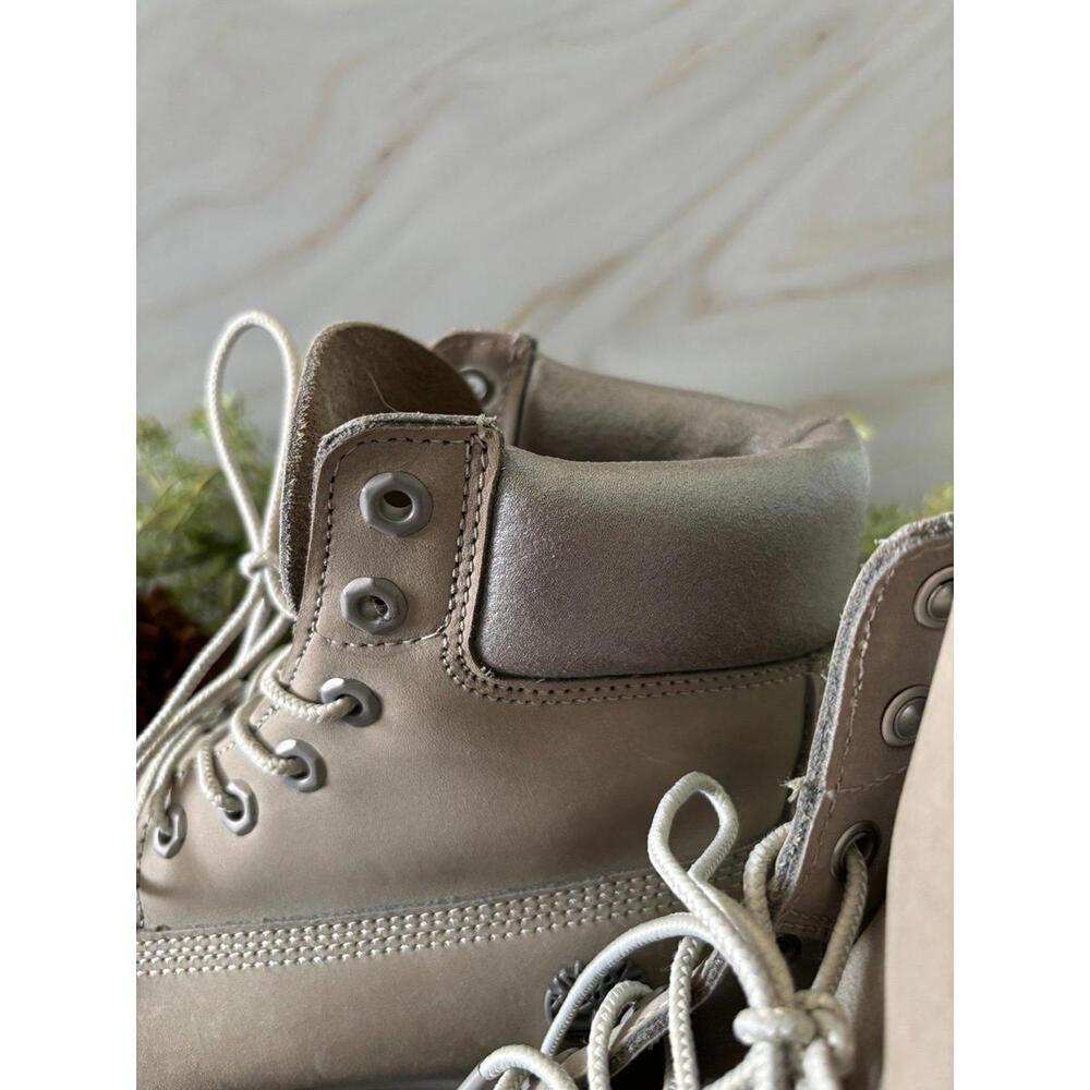 Timberland Boots - Picture 4 of 6